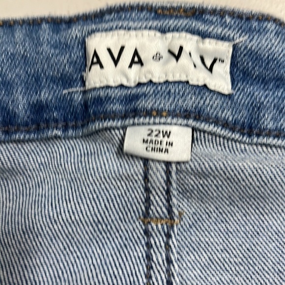 AVA & Viv high rise, slim straight, crop stretch, denim jeans - Picture 4 of 5